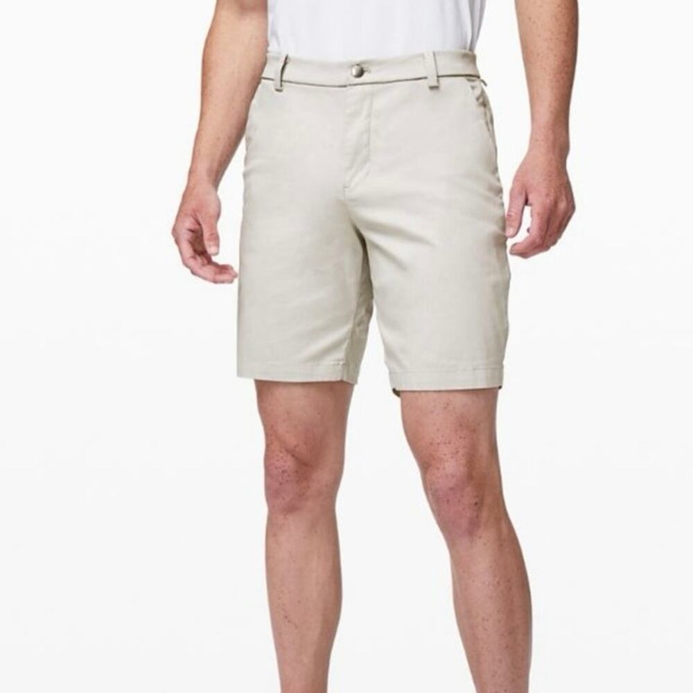 Lululemon Commission Short Slim *Chino 9"